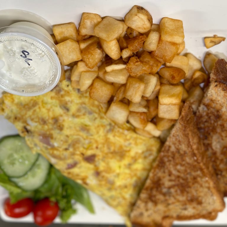 Delicious Omelets: A Breakfast Favorite