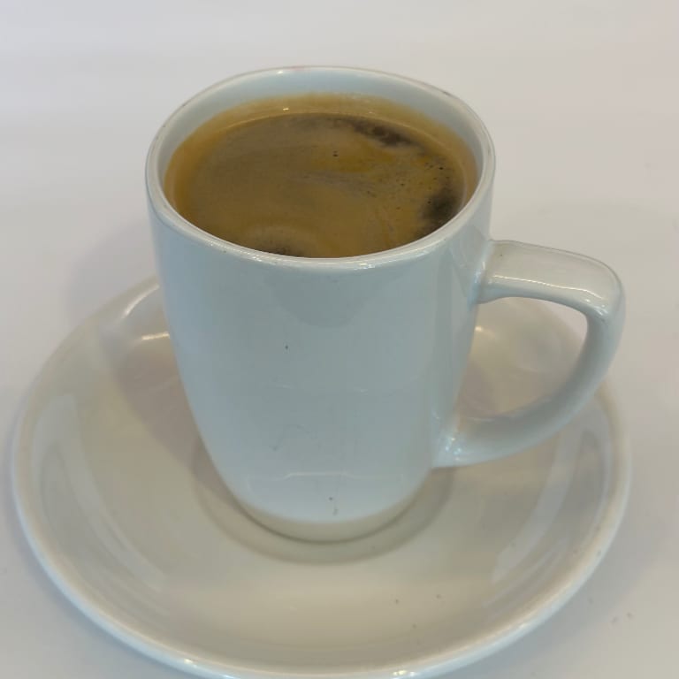 Classic Americano: A Coffee Shop Favorite